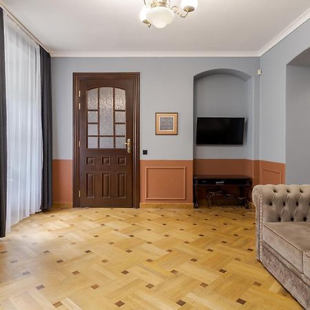 Apartamento Tut Staroevreyska With Terrace Leópolis Exterior foto